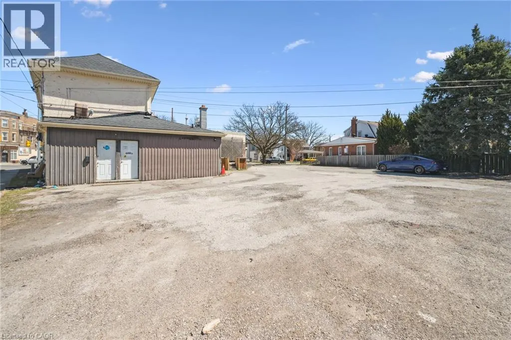 75 - 79 ERIE Avenue