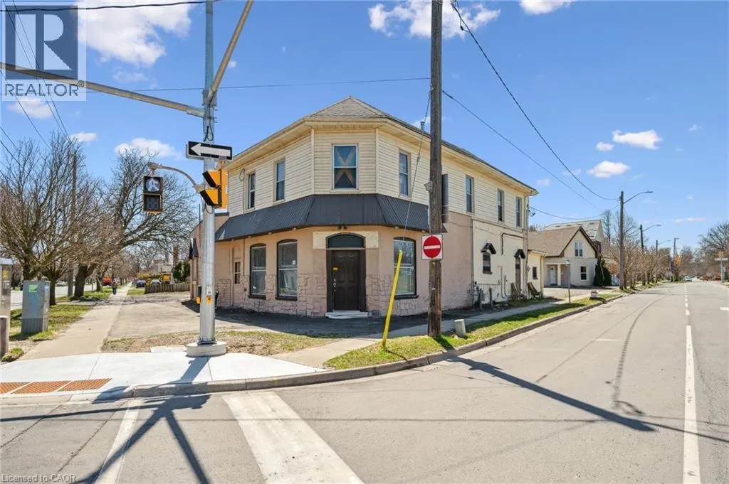 75 - 79 ERIE Avenue