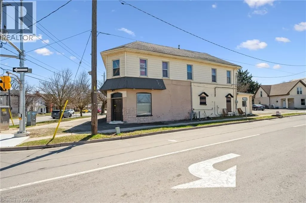 75 - 79 ERIE Avenue