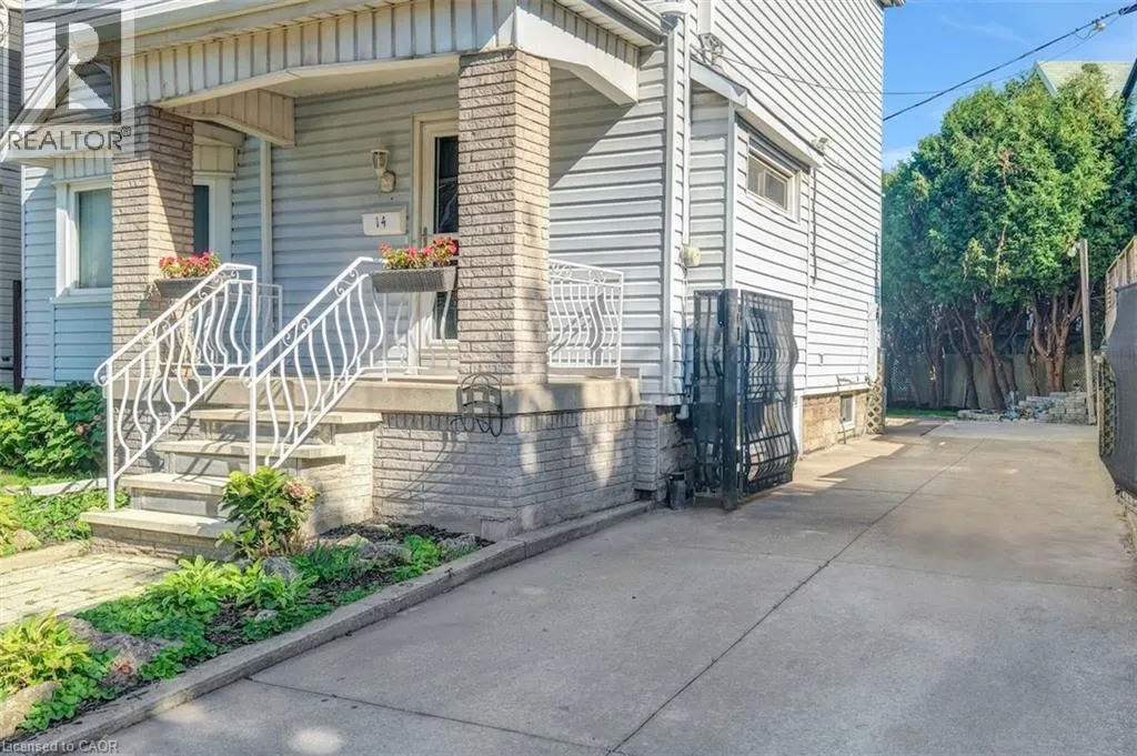 14 NIAGARA Street