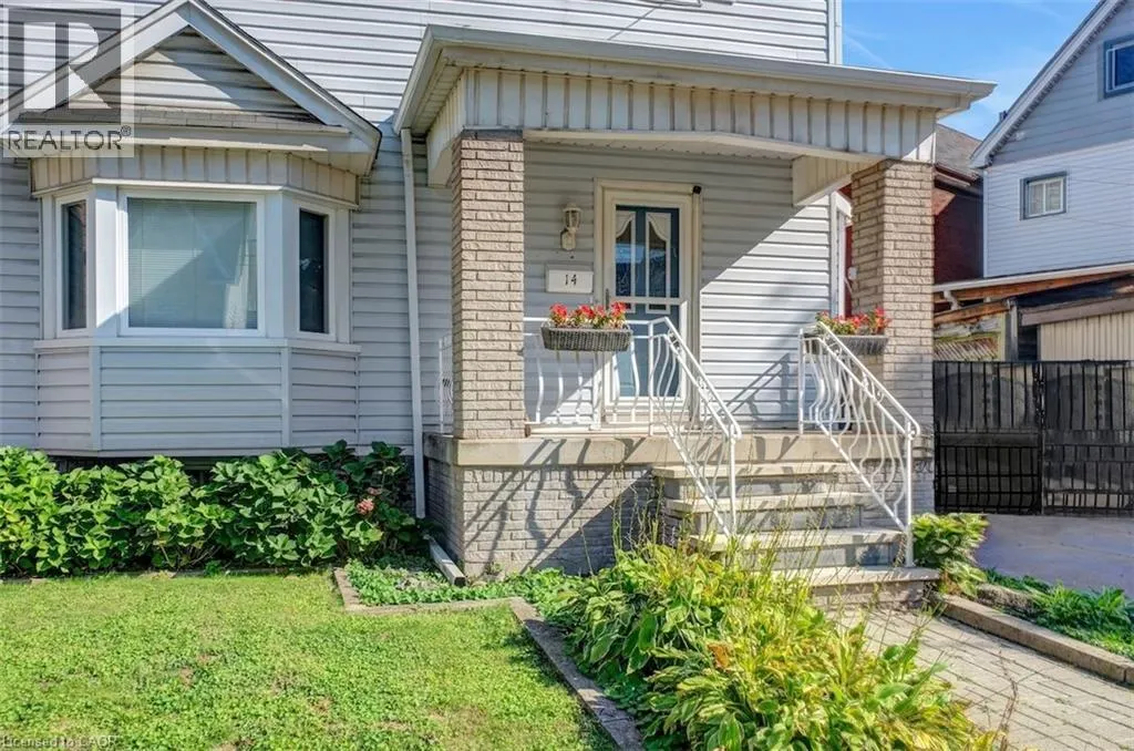 14 NIAGARA Street