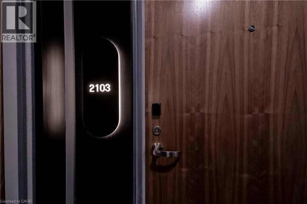 25 WELLINGTON Street S Unit# 2103, #2103