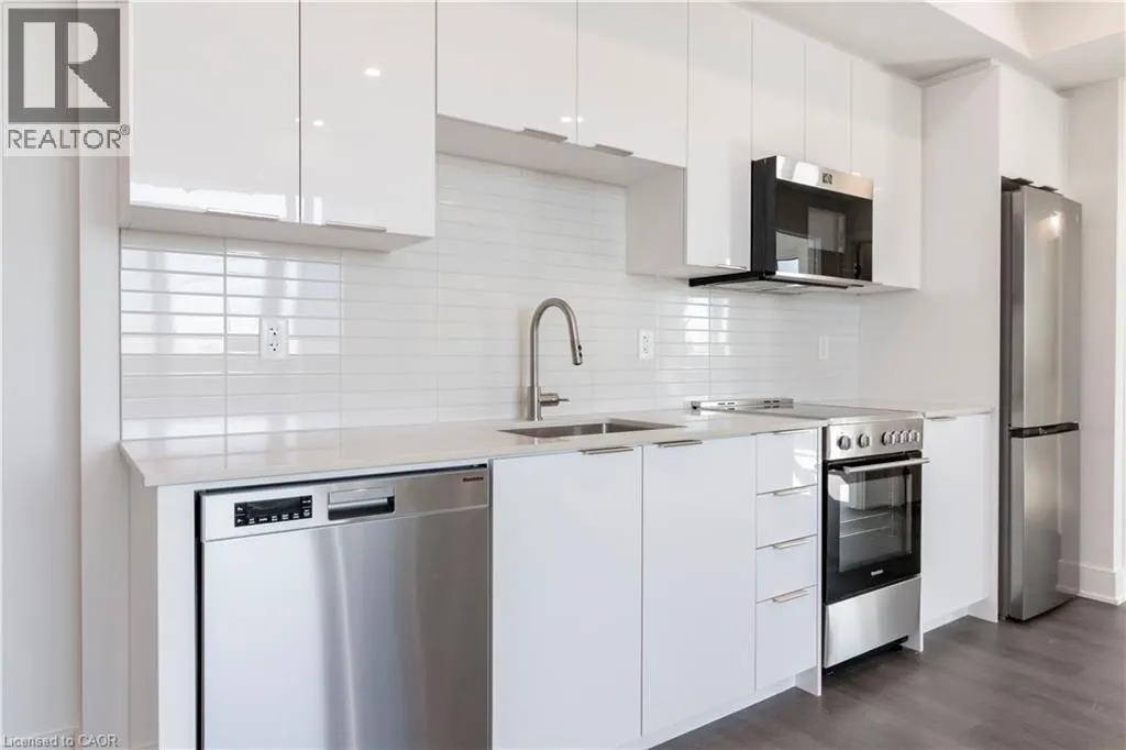 25 WELLINGTON Street S Unit# 2103, #2103