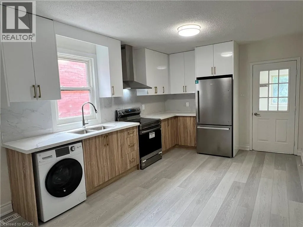 317 DUKE Street W Unit# 6, #6