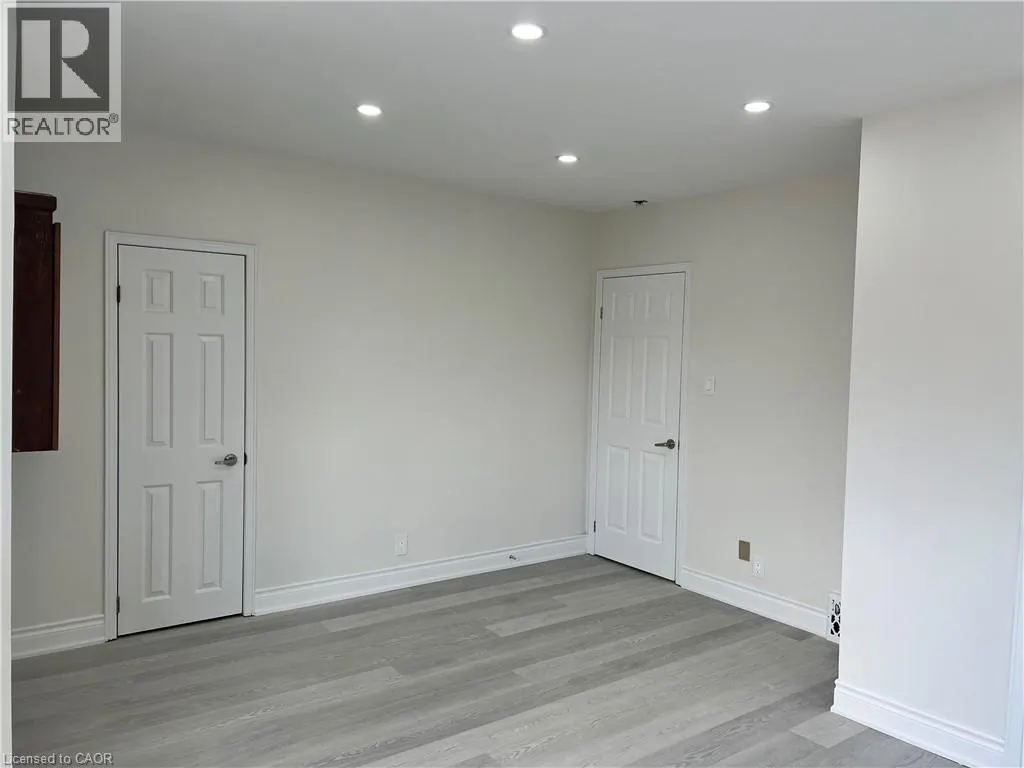 317 DUKE Street W Unit# 6, #6
