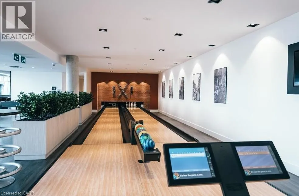 5 WELLINGTON Street Unit# 808, #808