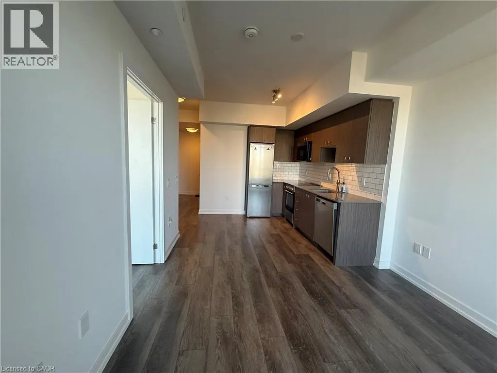 5 WELLINGTON Street Unit# 808, #808