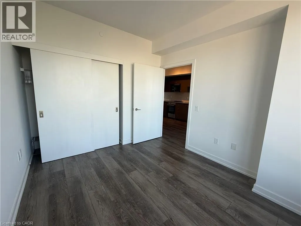 5 WELLINGTON Street Unit# 808, #808