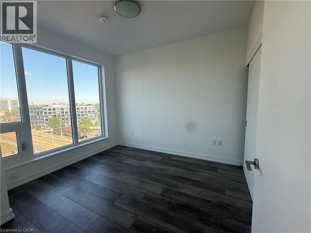 5 WELLINGTON Street Unit# 808, #808