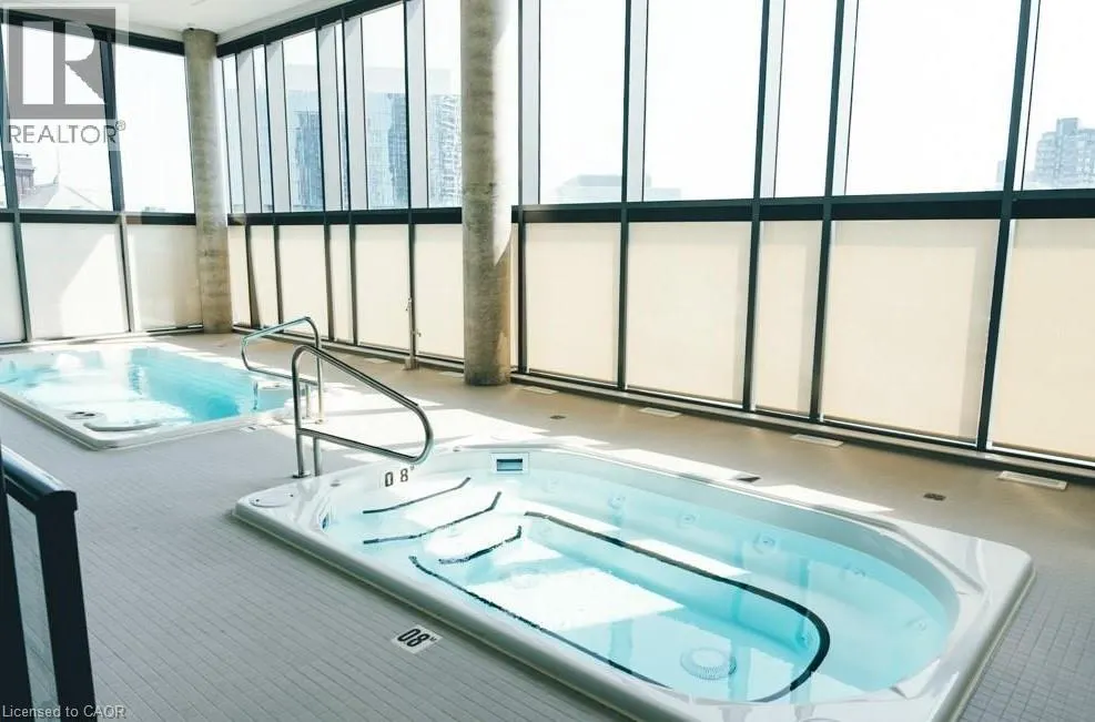 5 WELLINGTON Street Unit# 808, #808