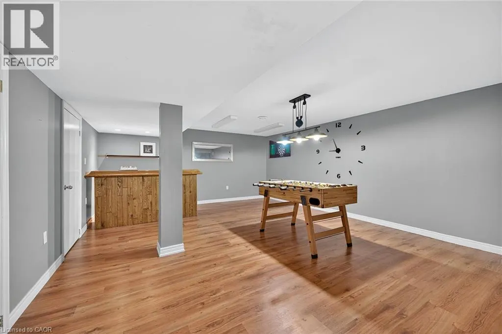 27 SURREY Drive