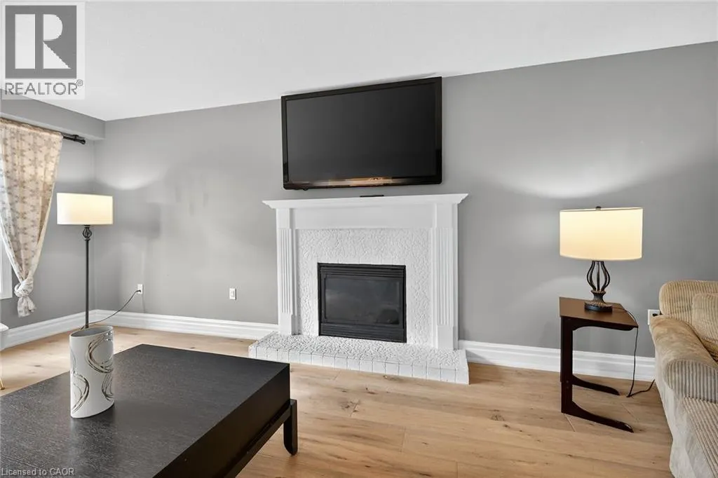 27 SURREY Drive