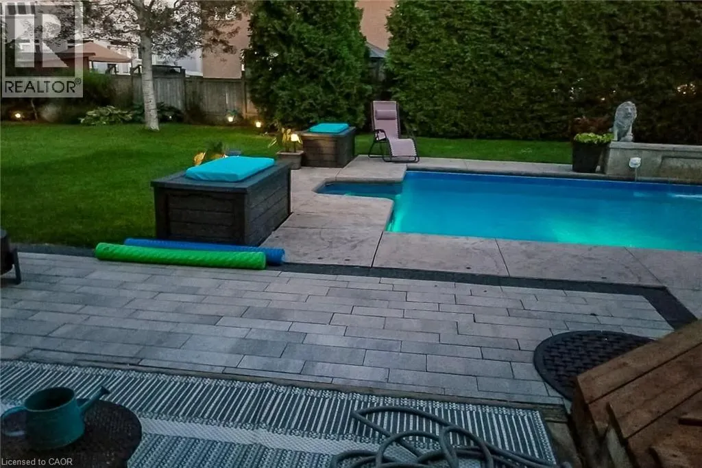 27 SURREY Drive