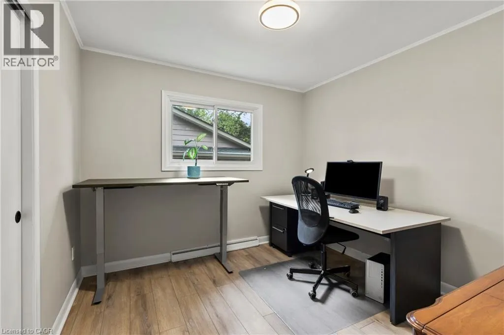 27 DALEVIEW Crescent