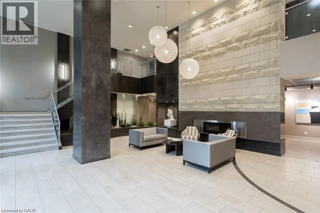551 MAPLE Avenue Unit# 1305, #1305