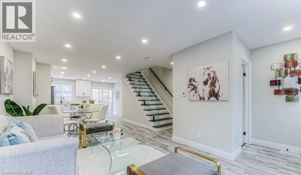 152 OVERLEA Drive