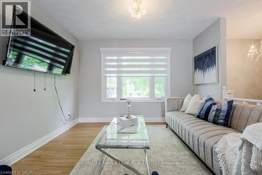 689 MACYOUNG Drive