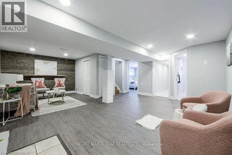 689 MACYOUNG Drive
