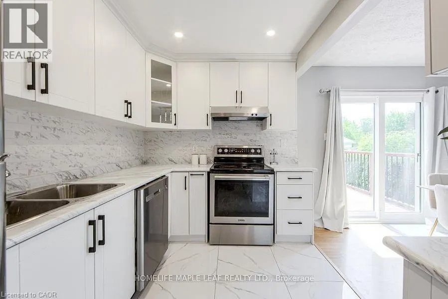 689 MACYOUNG Drive