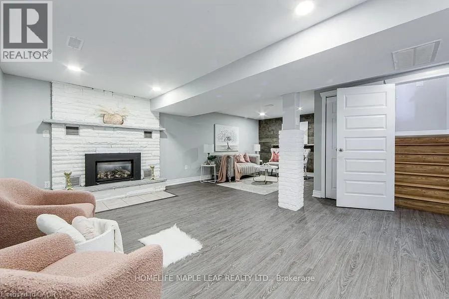 689 MACYOUNG Drive