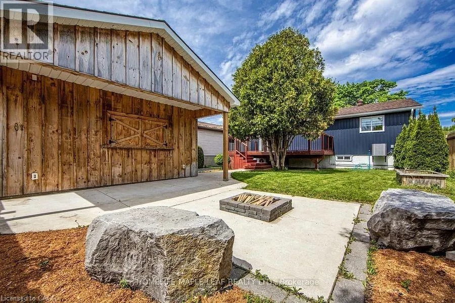 689 MACYOUNG Drive