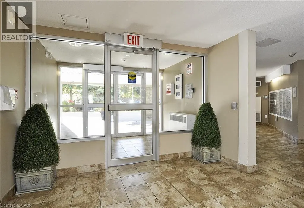 8 HARRIS Street Unit# 302, #302