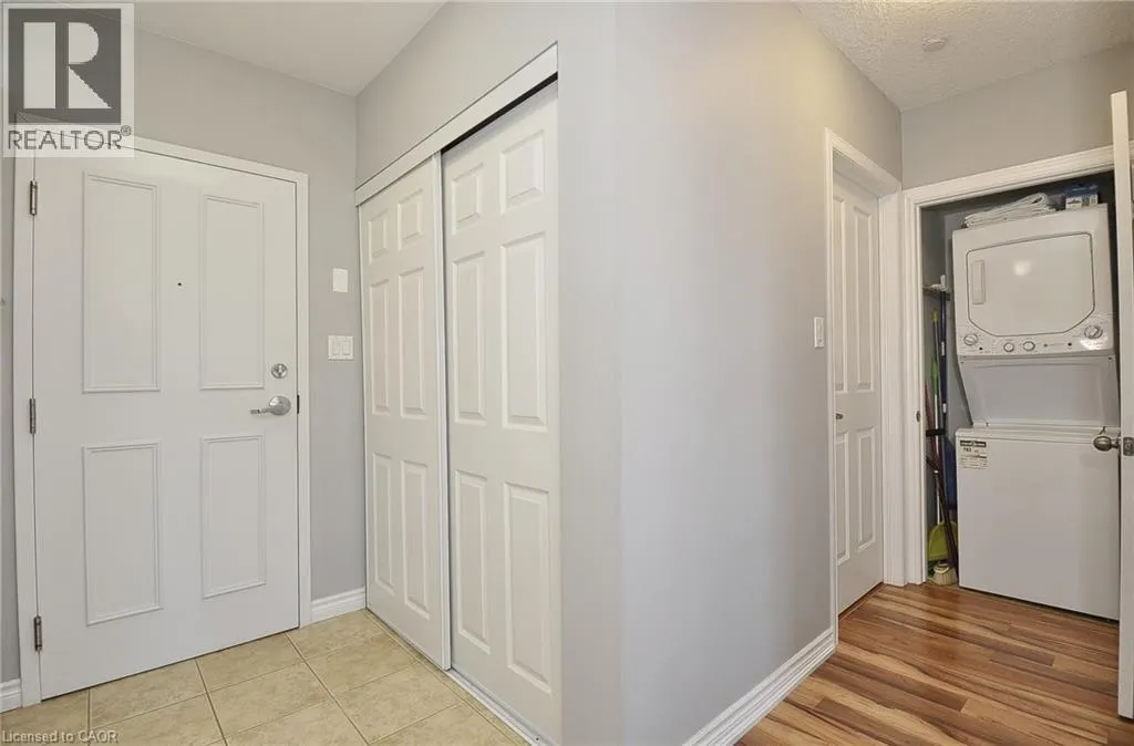 8 HARRIS Street Unit# 302, #302
