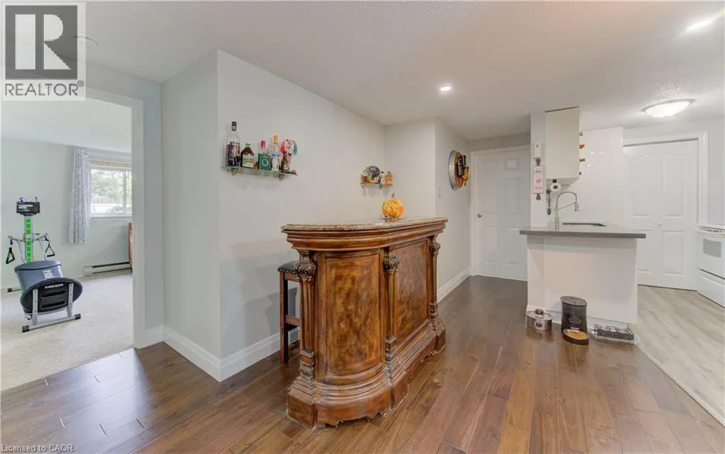 30 BRIDGE Street W Unit# 104, #104