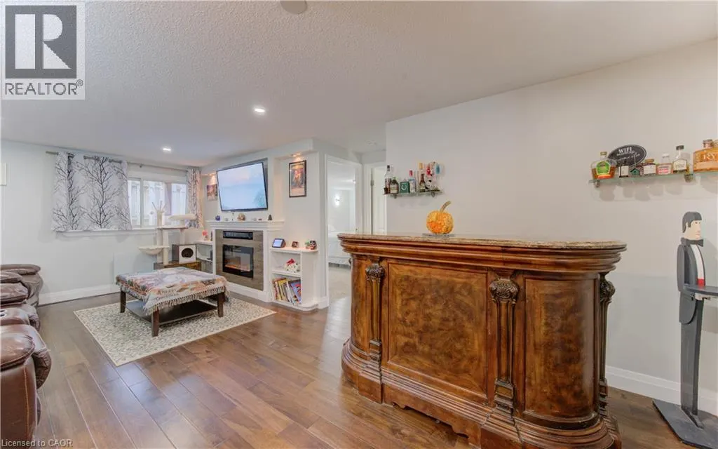 30 BRIDGE Street W Unit# 104, #104
