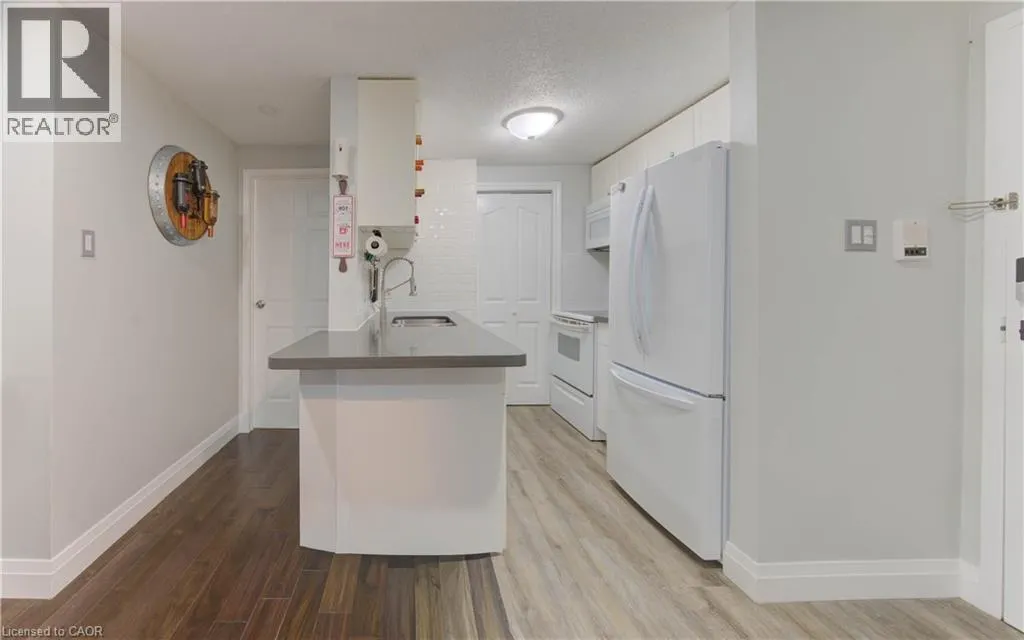 30 BRIDGE Street W Unit# 104, #104