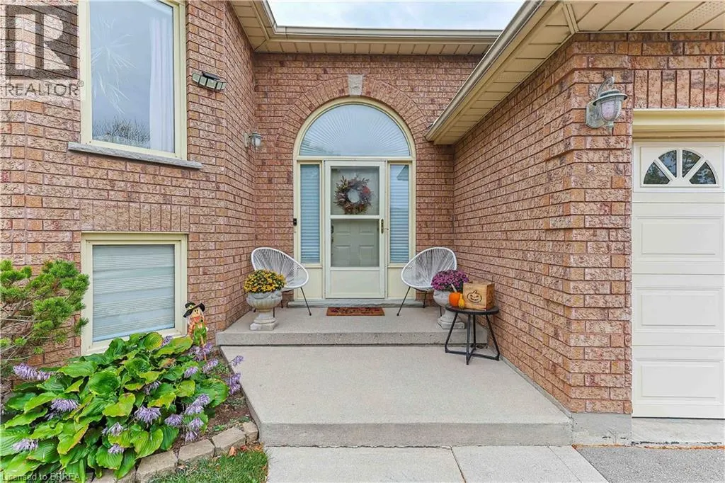 19 COURTLAND Drive