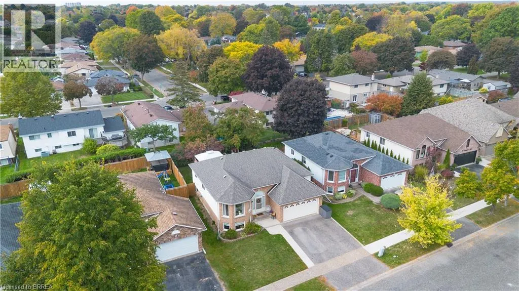 19 COURTLAND Drive