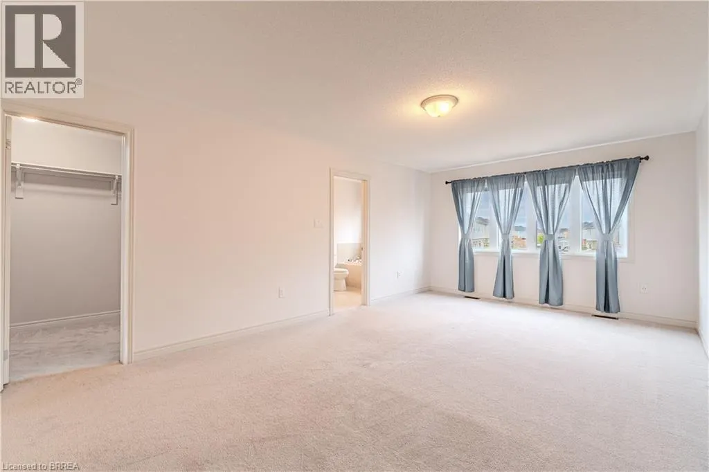 8 BARLOW Place
