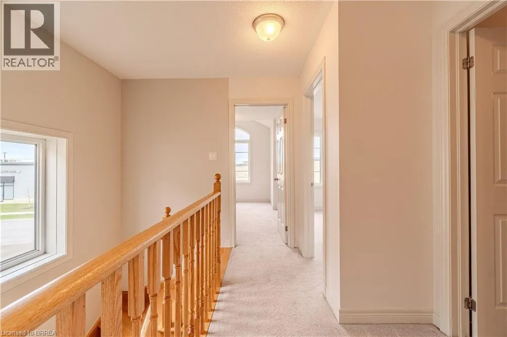 8 BARLOW Place