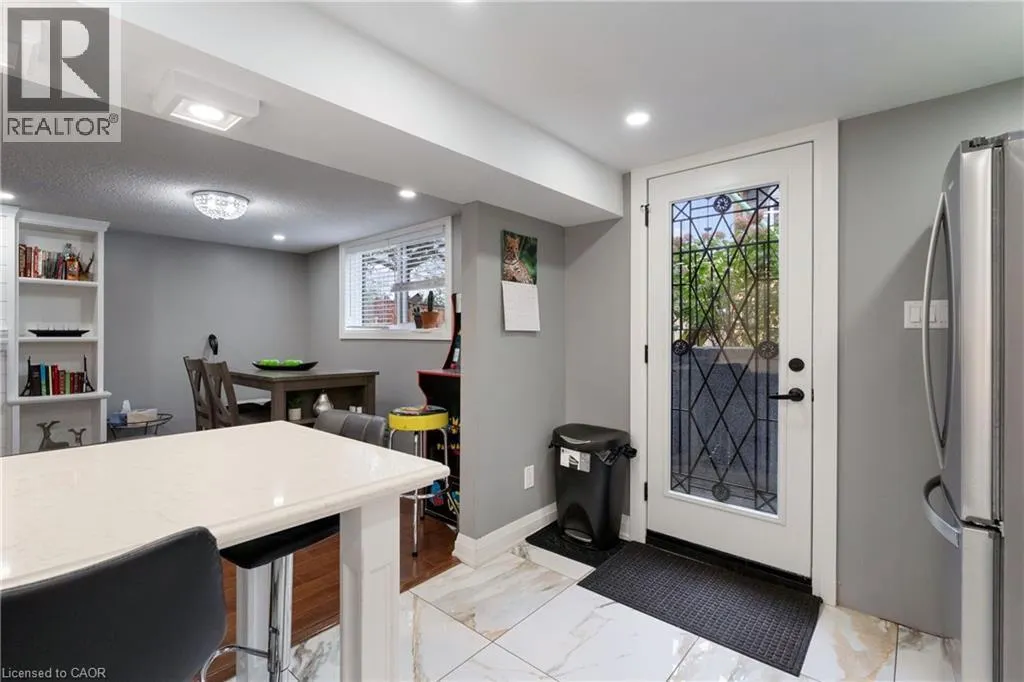 168 HANOVER Place