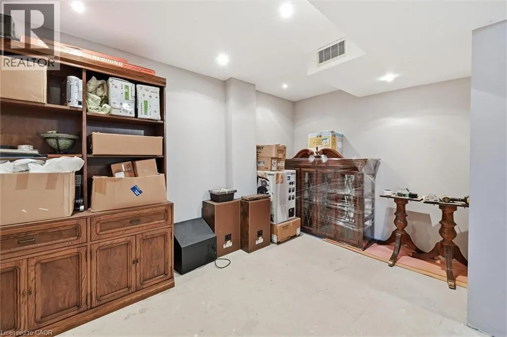 2279 MILFORD Lane