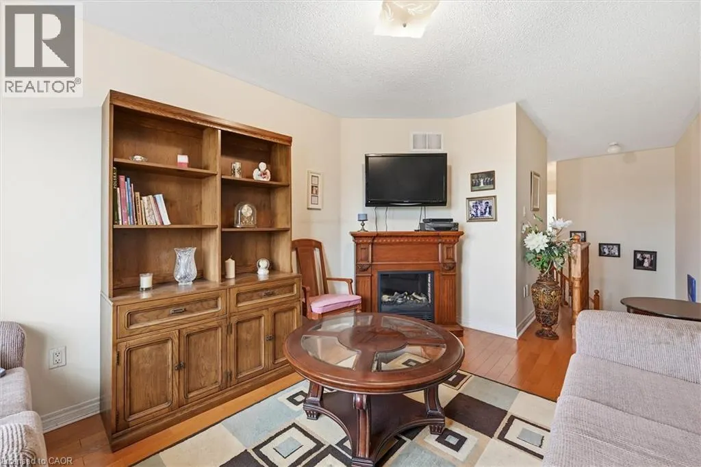 2279 MILFORD Lane