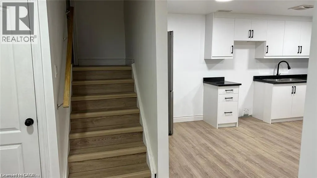 402 BAMBERG Crescent Unit# Basement, #Basement