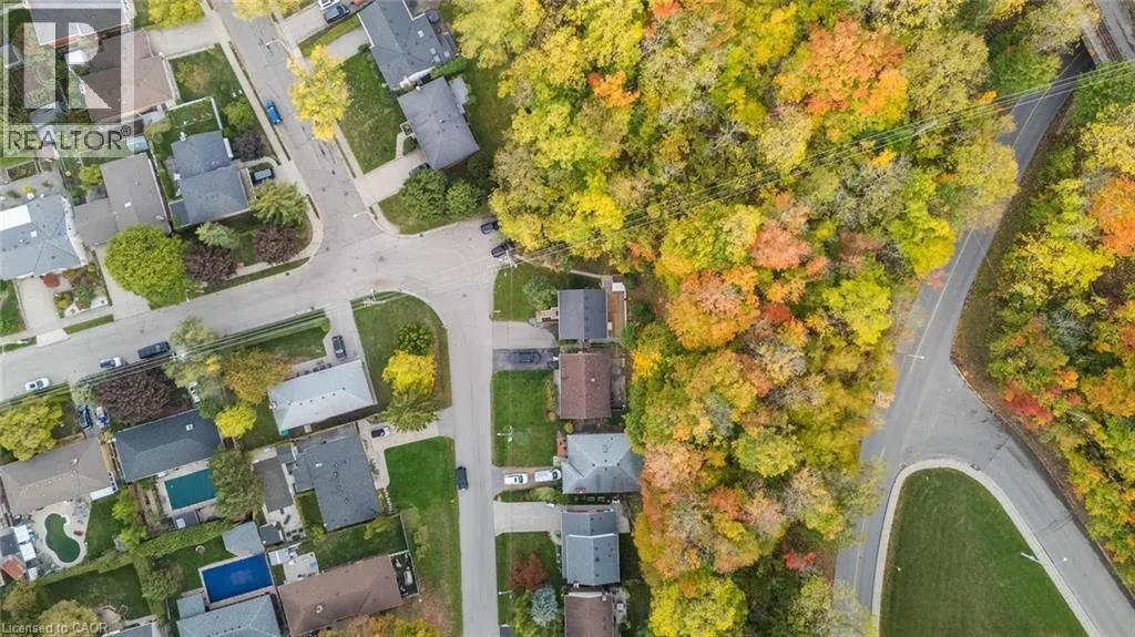 62 BRENTWOOD Drive