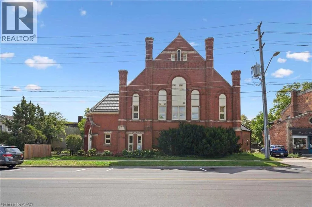 200 WOOLWICH Street Unit# 202, #202