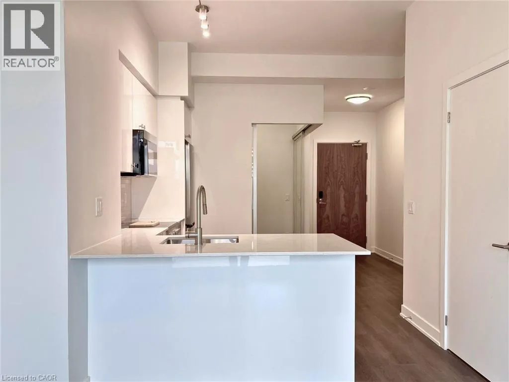 25 WELLINGTON Street S Unit# 414, #414