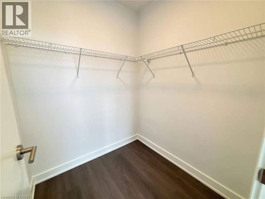 25 WELLINGTON Street S Unit# 414, #414