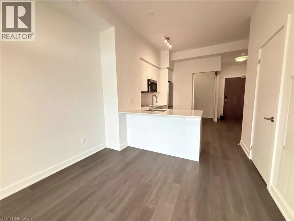 25 WELLINGTON Street S Unit# 414, #414