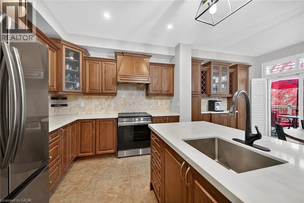 181 SPRINGVIEW Drive