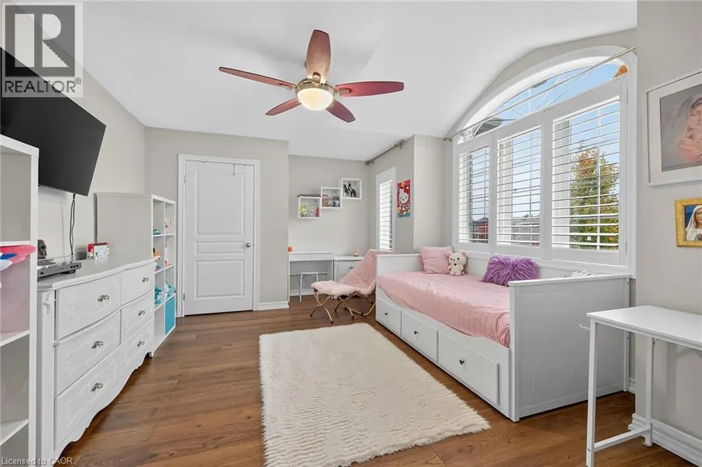 181 SPRINGVIEW Drive