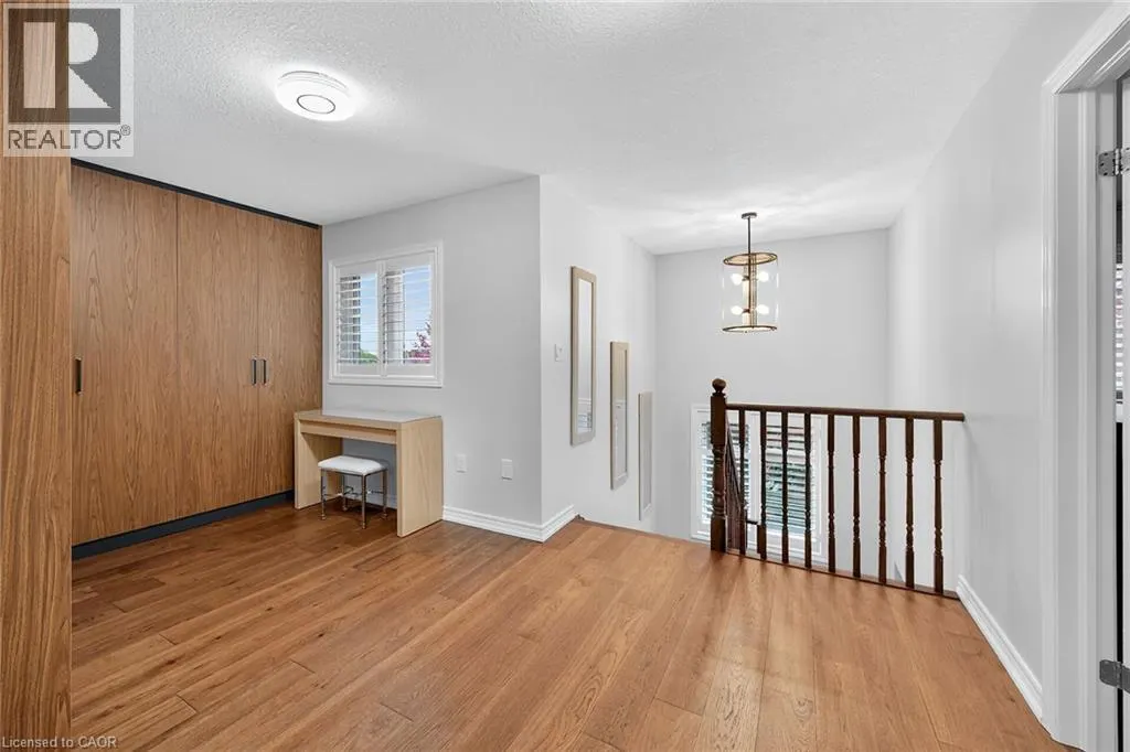 181 SPRINGVIEW Drive