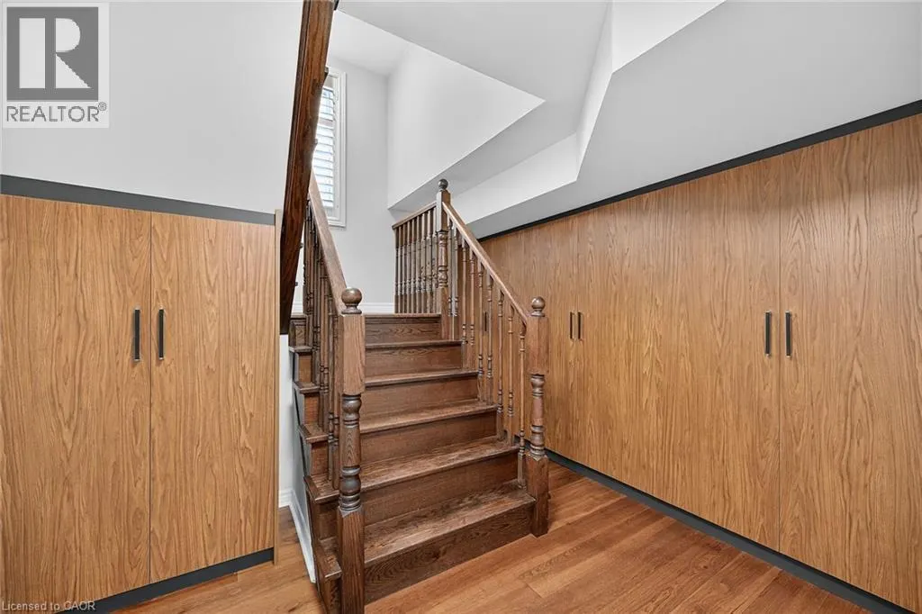 181 SPRINGVIEW Drive
