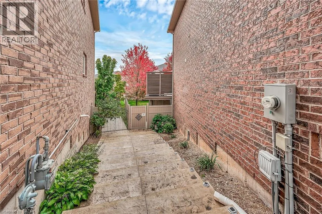 181 SPRINGVIEW Drive