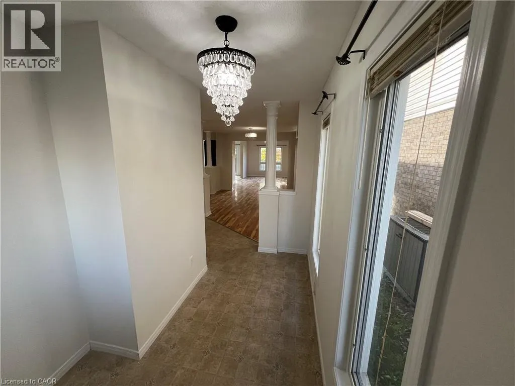 14 IRON GATE Street Unit# UPPER, #UPPER