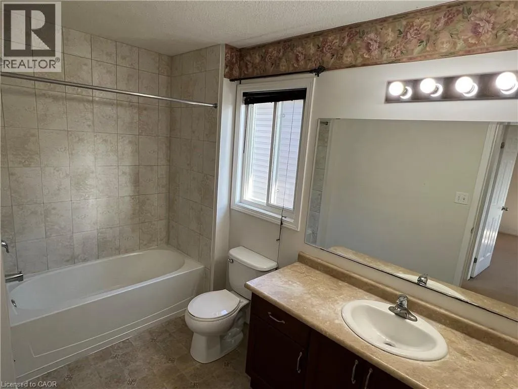 14 IRON GATE Street Unit# UPPER, #UPPER